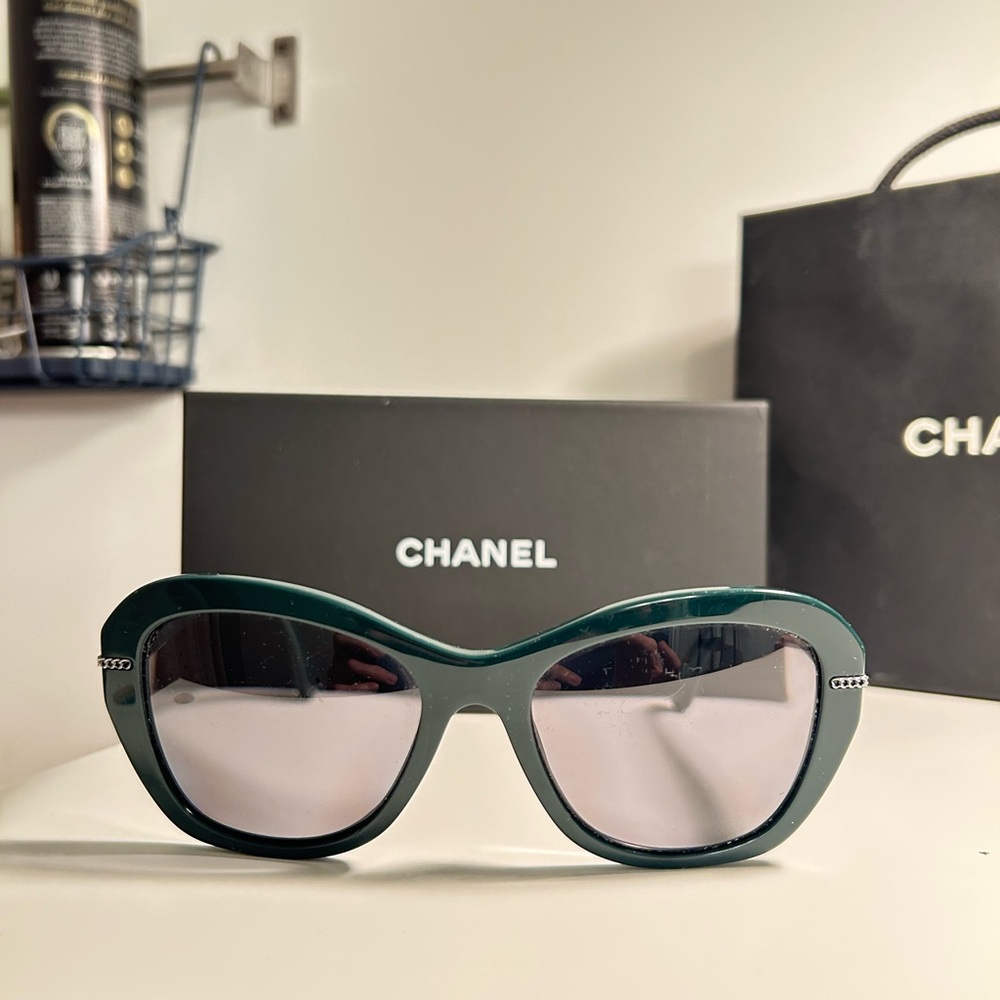 CHANEL Green Sunglasses with Bold Cat-Eye Style
